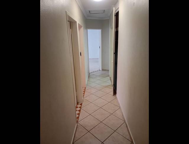 3 BEDROOM APARTMENT FOR SALE IN THE REEDS